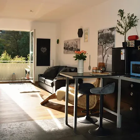 Appartement Stillvoll Und Stadtnahe - Bis Zu 4 Personen Und Fahrrad Freundlich